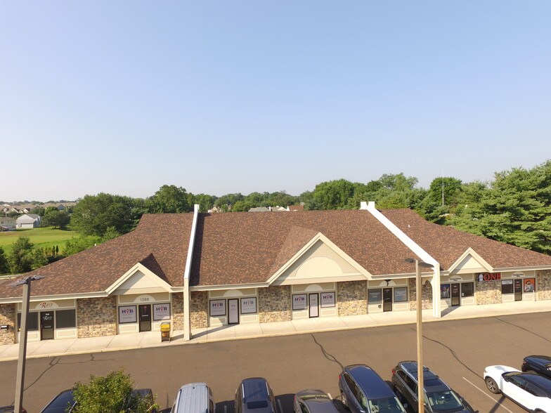 More Photos Of 1386-1388 W Street Rd, Warminster Storefront Retail Office For Lease