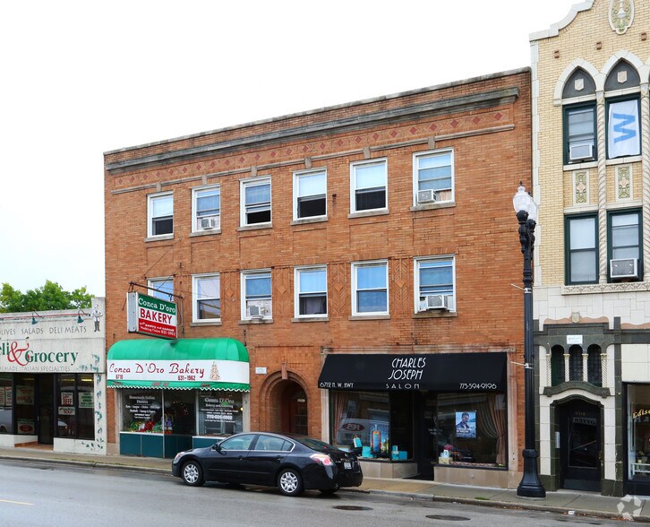 More Photos Of 6710-6712 N Northwest Hwy, Chicago Apartments For Lease