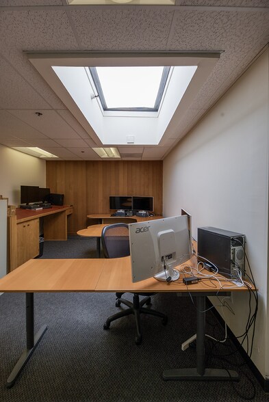 More Photos Of 449 10th St, San Francisco Office For Sale