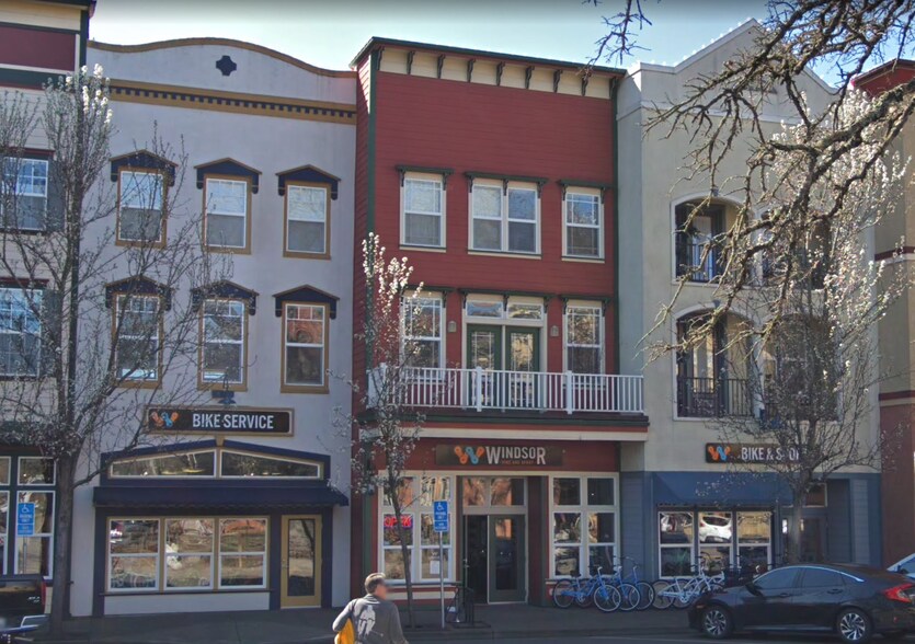 More Photos Of 220 Windsor River Rd, Windsor Apartments For Sale