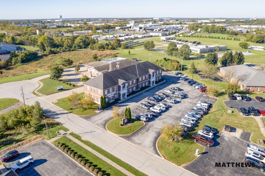 More Photos Of 140 Stonecrest Rd, Shelbyville Medical For Sale