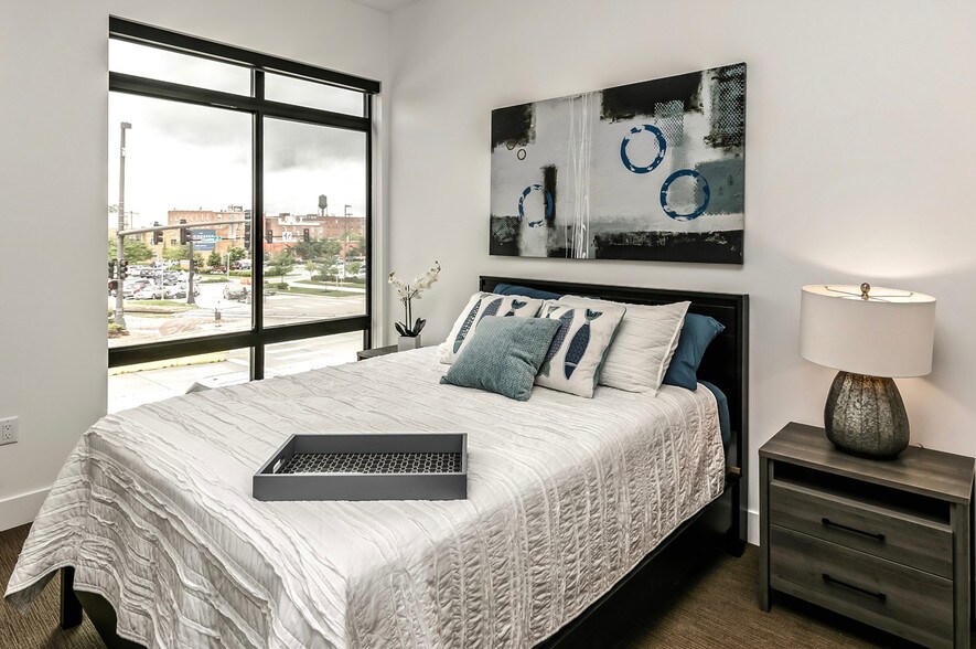 More Photos Of 1415 Cuming St NE, Omaha Apartments For Lease