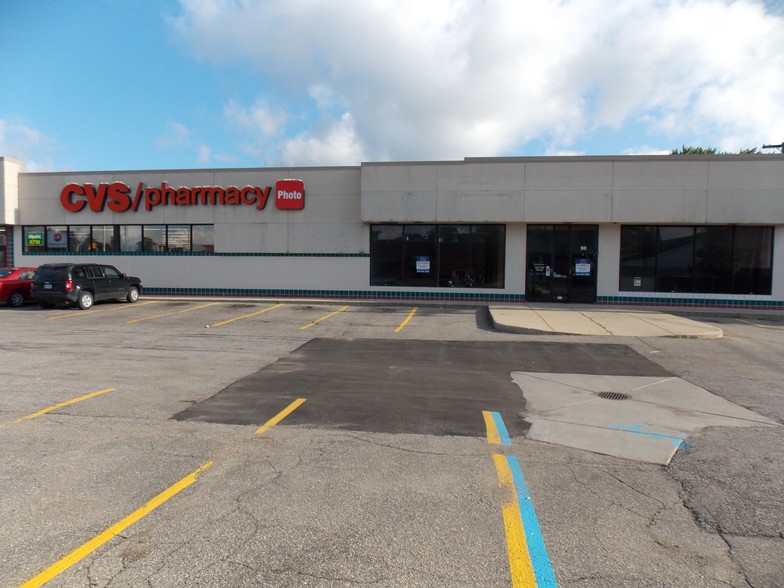 Primary Photo Of 90-110 N Rochester Rd, Clawson Drugstore For Lease