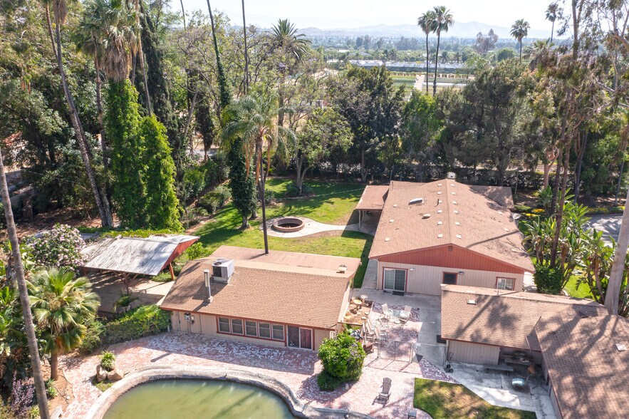 More Photos Of 2083 Grace St, Riverside Multifamily For Sale