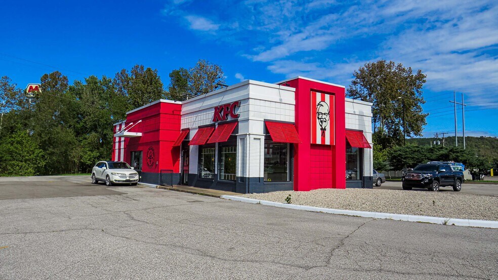 Primary Photo Of 709 Main St, Ripley Fast Food For Sale