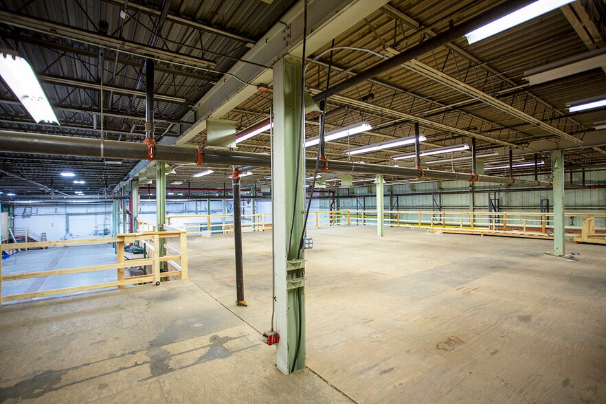 More Photos Of 435 Lancaster St, Leominster Office For Lease