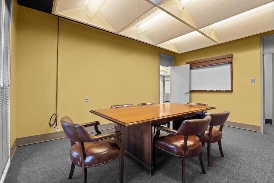 More Photos Of 401 N James St, Goldsboro Medical For Sale