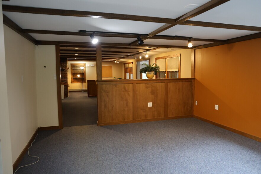 More Photos Of 807 NH-3A, Bow Light Manufacturing For Sale