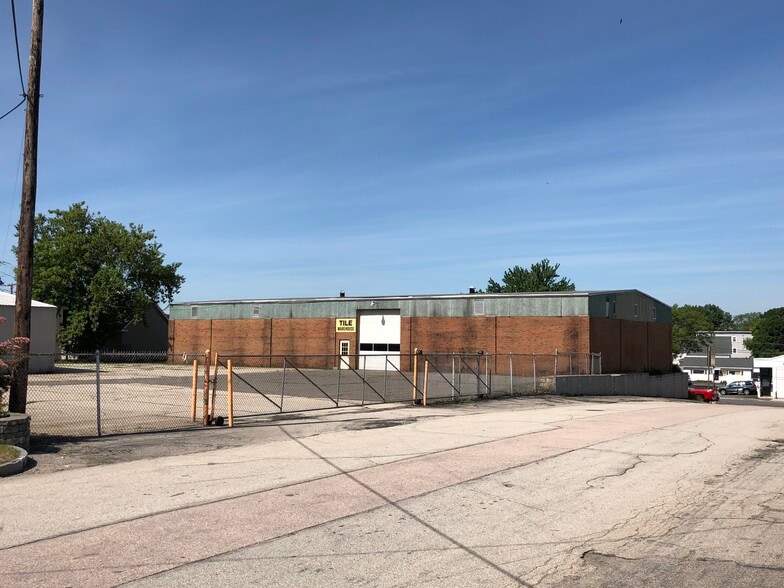 More Photos Of 251 Clay St, Manchester Warehouse For Lease