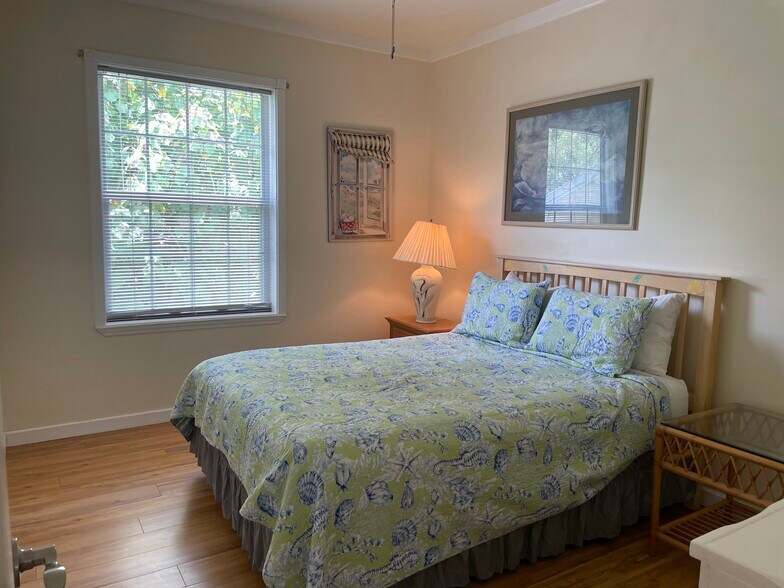 More Photos Of 21544 Overseas Hwy, Cudjoe Key Hotel For Sale