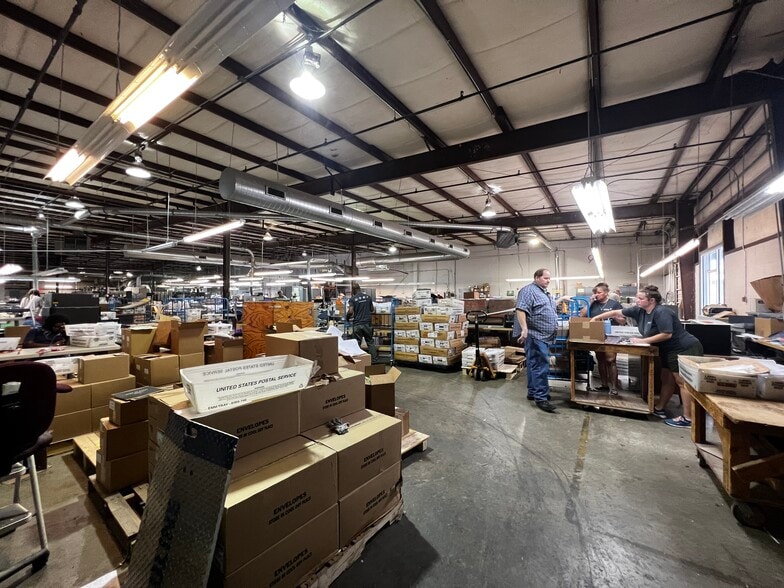 More Photos Of 201 Whitsett Rd, Nashville Warehouse For Lease