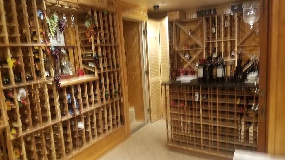 More Photos Of 356 Kimball Ave, Yonkers Restaurant For Sale