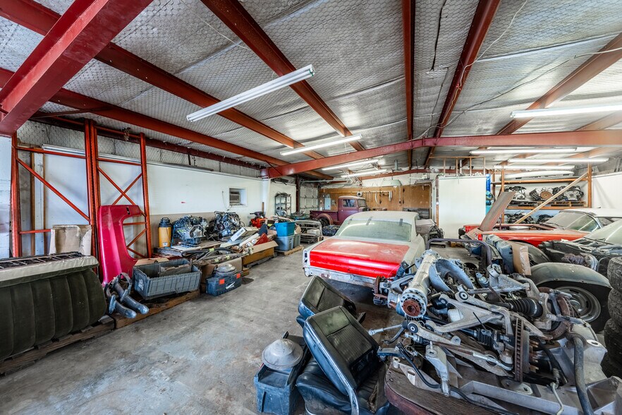 More Photos Of 604 Frisco St, Cumby Flex For Sale