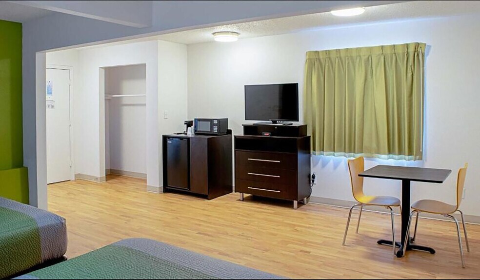 More Photos Of 11645 Chesterdale Rd, Cincinnati Hotel For Sale