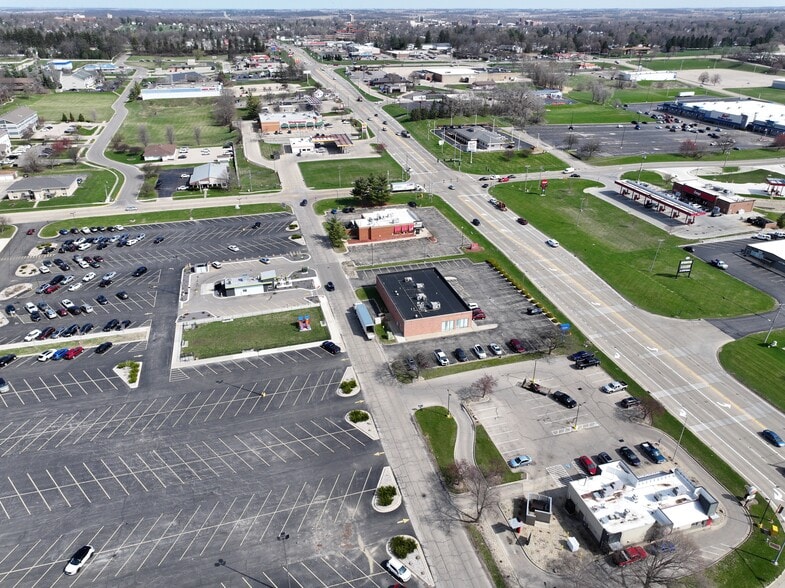 More Photos Of 1808 S West Ave, Freeport Freestanding For Sale