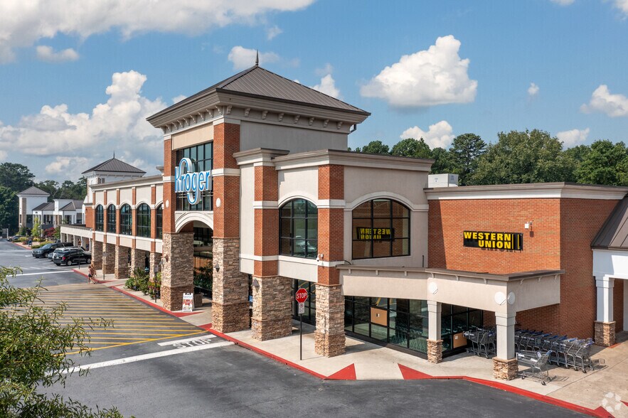 More Photos Of 4920 Roswell Rd NE, Atlanta Storefront For Sale