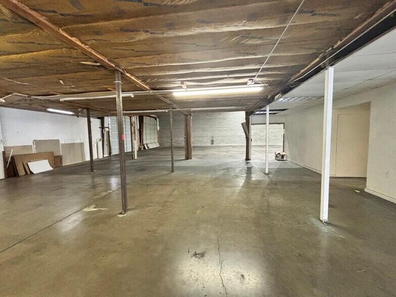 More Photos Of 2618 Cherry Ave NE, Salem Industrial For Sale