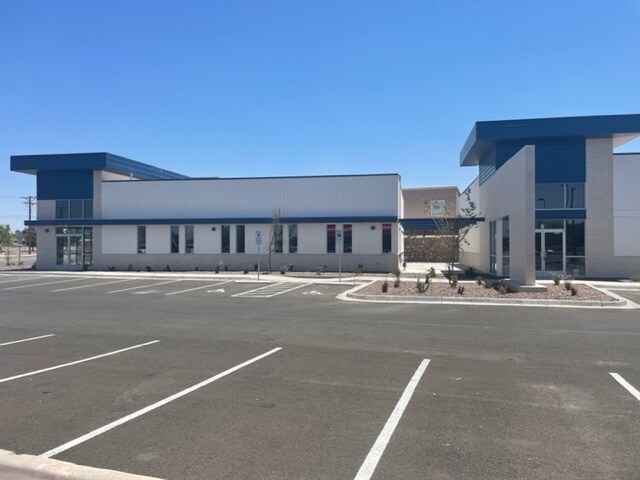 More Photos Of 12444 Edgemere, El Paso Medical For Lease