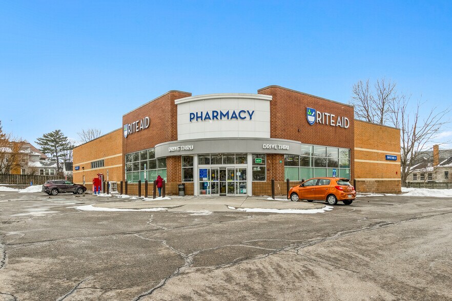 Primary Photo Of 335 Main St, Greenville Drugstore For Sale