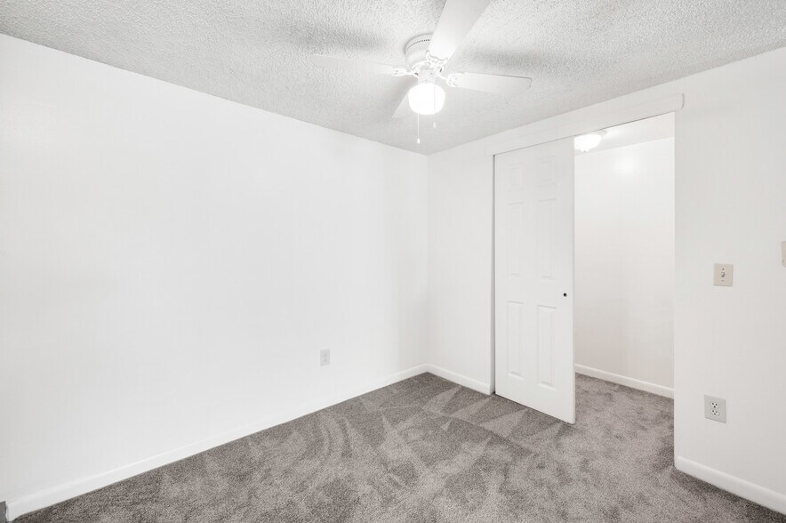 More Photos Of 1815-1817 28th St, Greeley Apartments For Sale