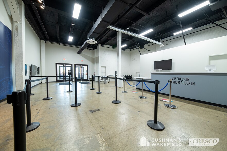 More Photos Of 850 E 72nd St, Cleveland Warehouse For Lease
