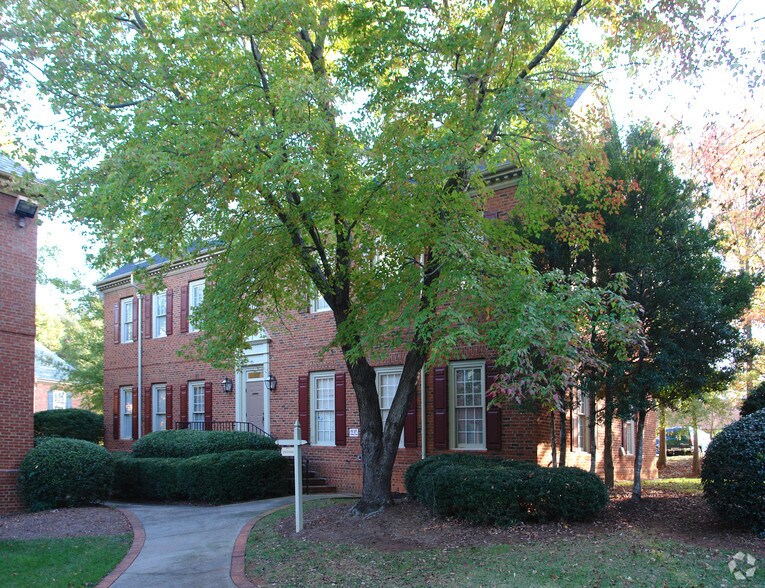 Primary Photo Of 1081 Cambridge Sq, Alpharetta Office For Sale