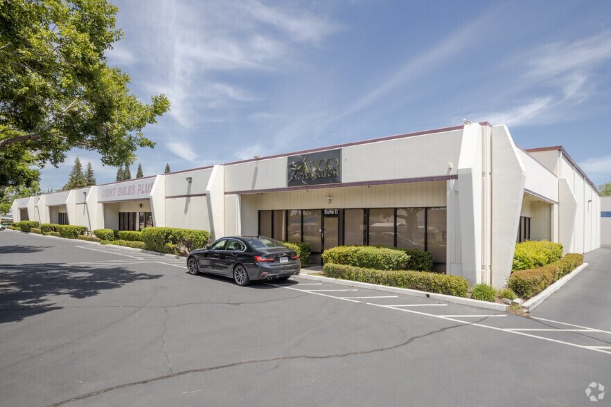 More Photos Of 2689 Citrus Rd, Rancho Cordova Warehouse For Lease