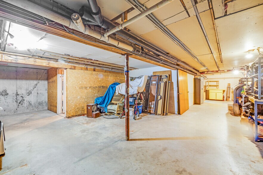 More Photos Of 343 Main St, Sandown Office For Sale