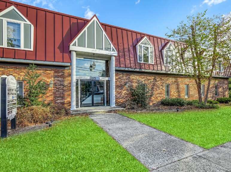 More Photos Of 385 Clinton Ave, Wyckoff Medical For Sale