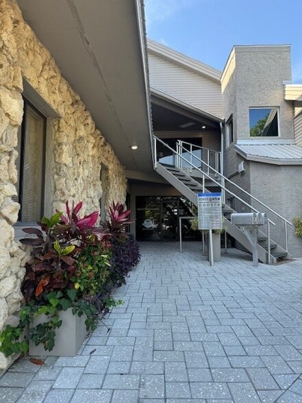 More Photos Of 5500 Bee Ridge Rd, Sarasota Medical For Lease