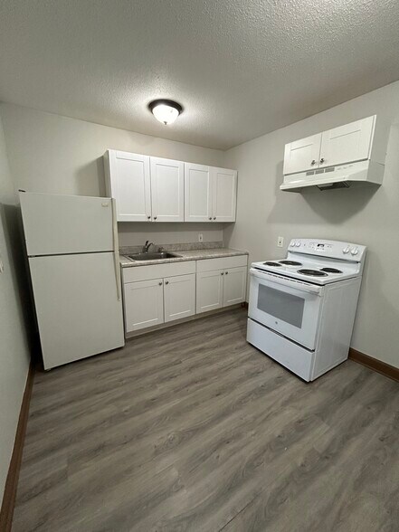 More Photos Of 2519 Clarkson Ave, Des Moines Apartments For Sale