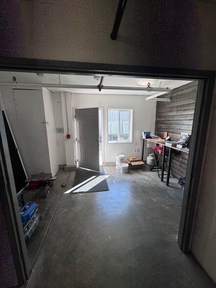 More Photos Of 351 C St, Washougal Industrial For Lease