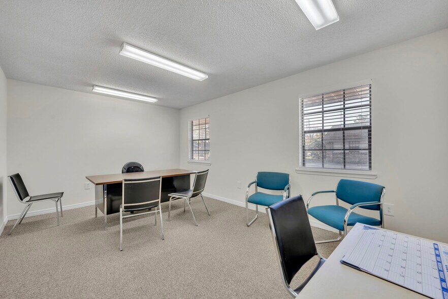 More Photos Of 420 Lake Howell Rd, Maitland Office For Lease