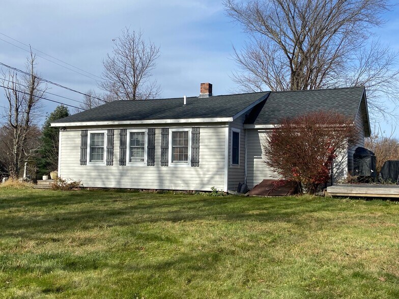 More Photos Of 20 Copper Hill Rd, East Granby Golf Course Driving Range For Sale