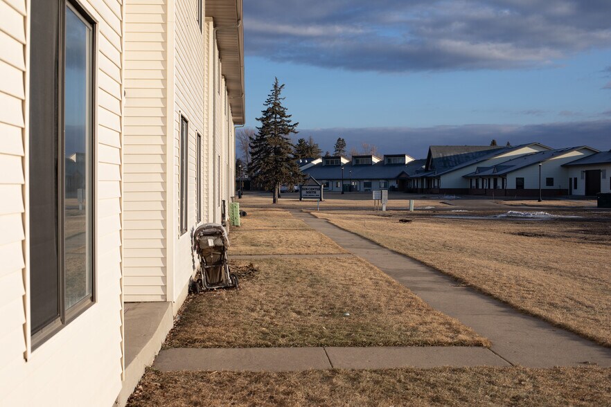 More Photos Of 114 8th Ave SE, Mayville Apartments For Sale