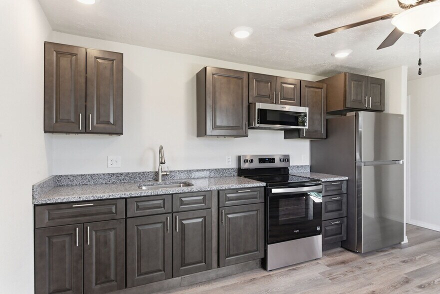 More Photos Of 301 Mount Vernon Blvd, Mount Vernon Apartments For Sale