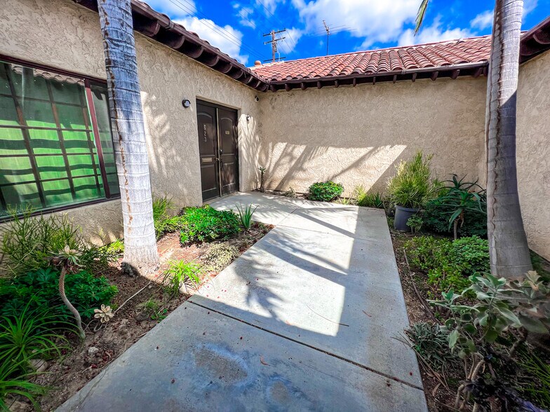 More Photos Of 623 W La Habra Blvd, La Habra Medical For Sale
