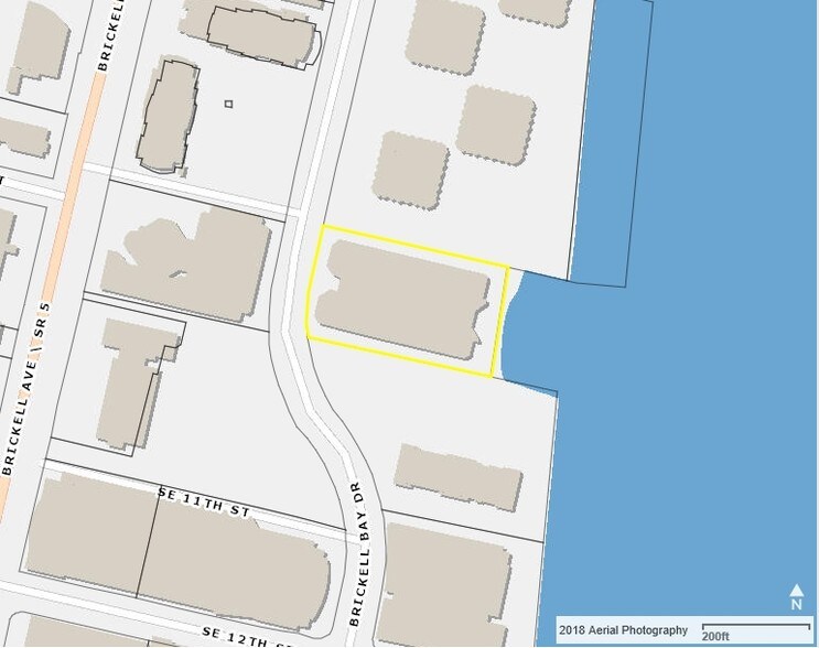 More Photos Of 1001 Brickell Bay Dr, Miami Office For Lease