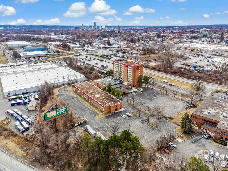 More Photos Of 3 Watervliet Avenue Ext, Albany Hotel For Sale