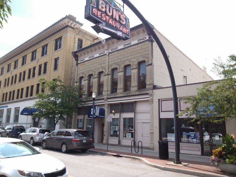 More Photos Of 41 N Sandusky St, Delaware Office For Lease