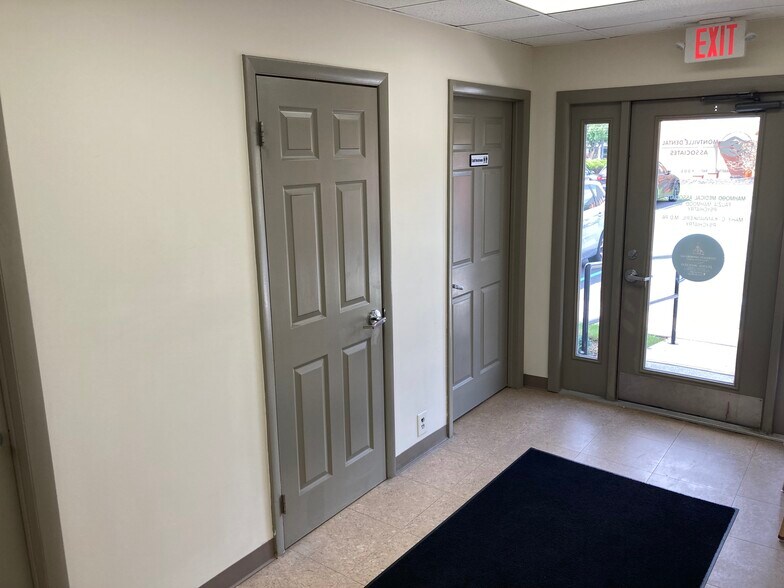 More Photos Of 170 Changebridge Rd, Montville Office For Sale