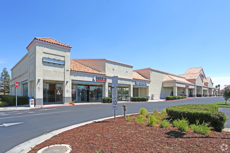 More Photos Of 2001-2295 W Cleveland Ave, Madera Unknown For Lease