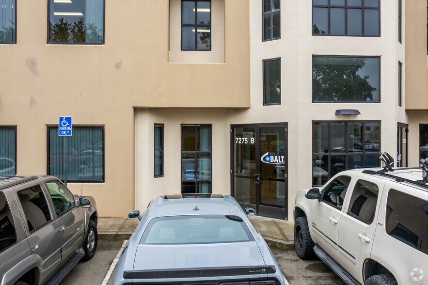 More Photos Of 7275 National Dr, Livermore Warehouse For Lease