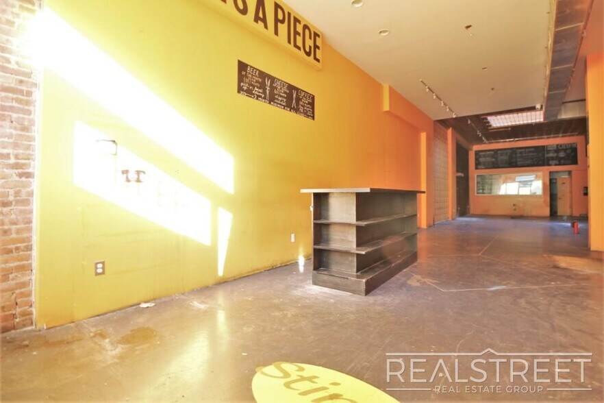 More Photos Of 215 Smith St, Brooklyn Storefront Retail Residential For Lease