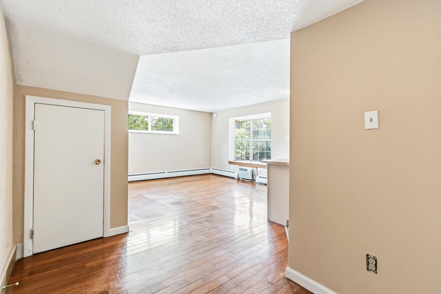 More Photos Of 1152 York St, Denver Apartments For Sale