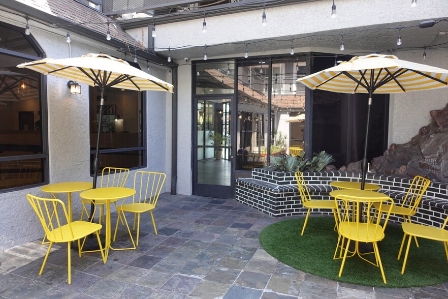 More Photos Of 1901-1903 W Olympic Blvd, Los Angeles Hotel For Lease