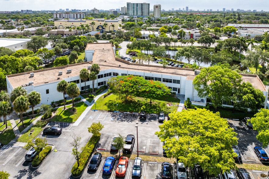 More Photos Of 555 S Andrews Ave, Pompano Beach Medical For Lease