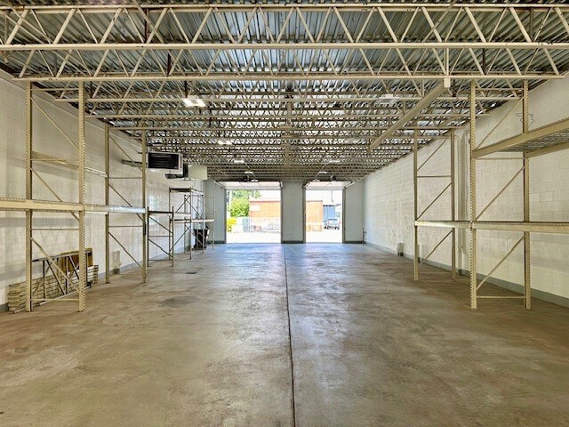 More Photos Of 1454 Freeport Rd, Tarentum Service For Lease