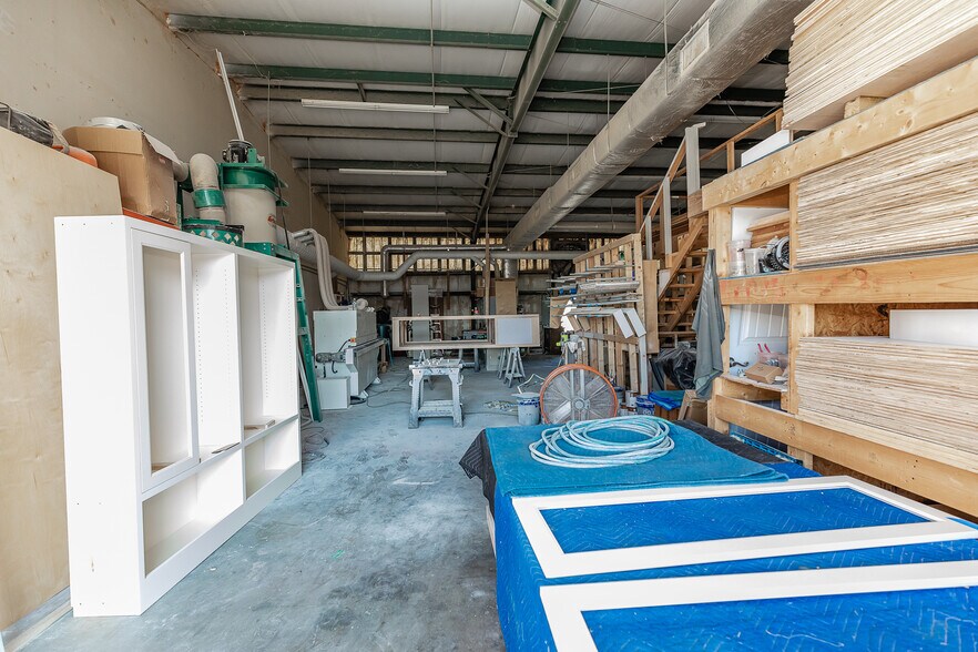 More Photos Of 124 Goshen Road Ext, Rincon Light Manufacturing For Lease