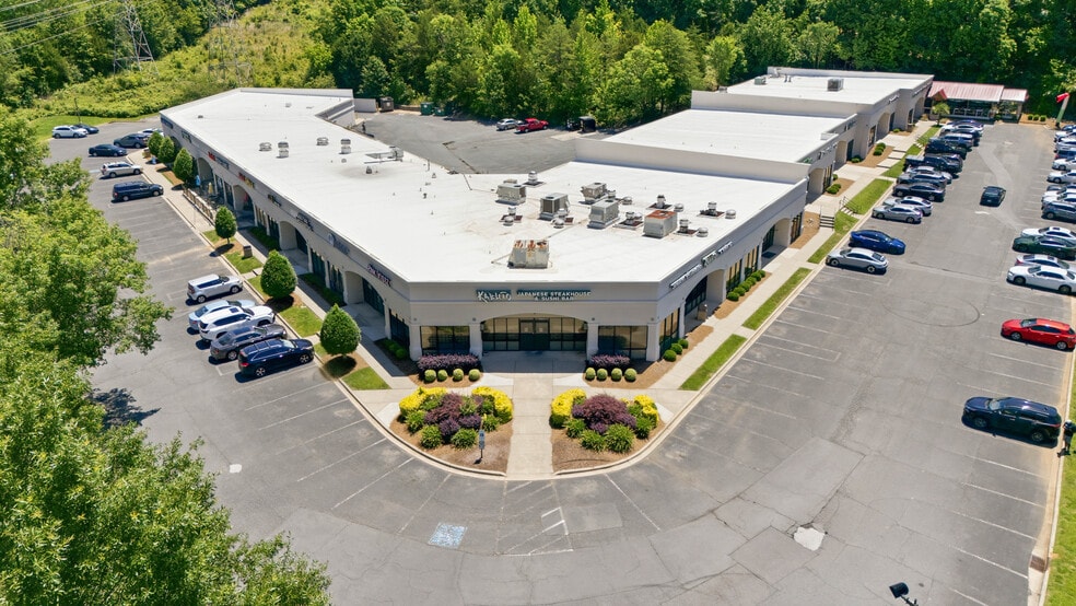Primary Photo Of 1001 E Wt Harris Blvd, Charlotte Storefront For Lease